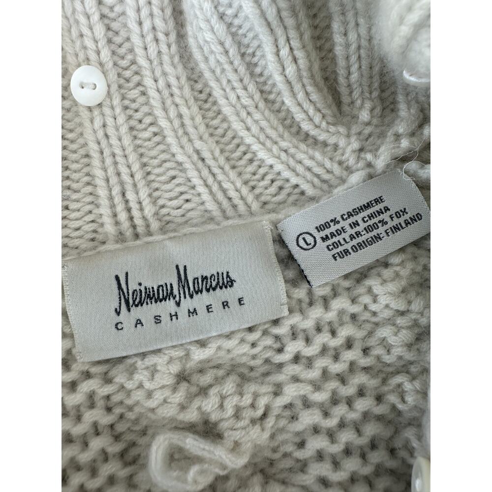 Neiman Marcus 100% Cashmere Ivory Shawl Collar Cable Knit Cardigan Sweater Sz L - Picture 3 of 6